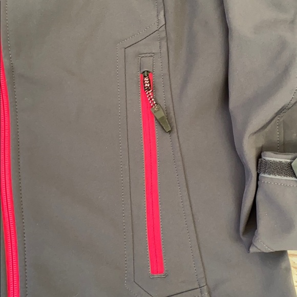 Koppen Women’s Dark Gray and Pink Coat - Picture 5 of 5